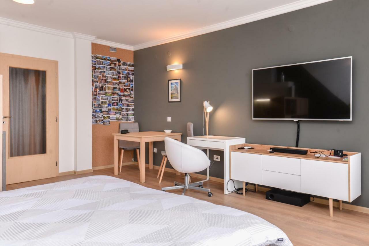 The Spot - Fully Equipped, Central, Modern Studio By Flat Mаnager Szófia Kültér fotó