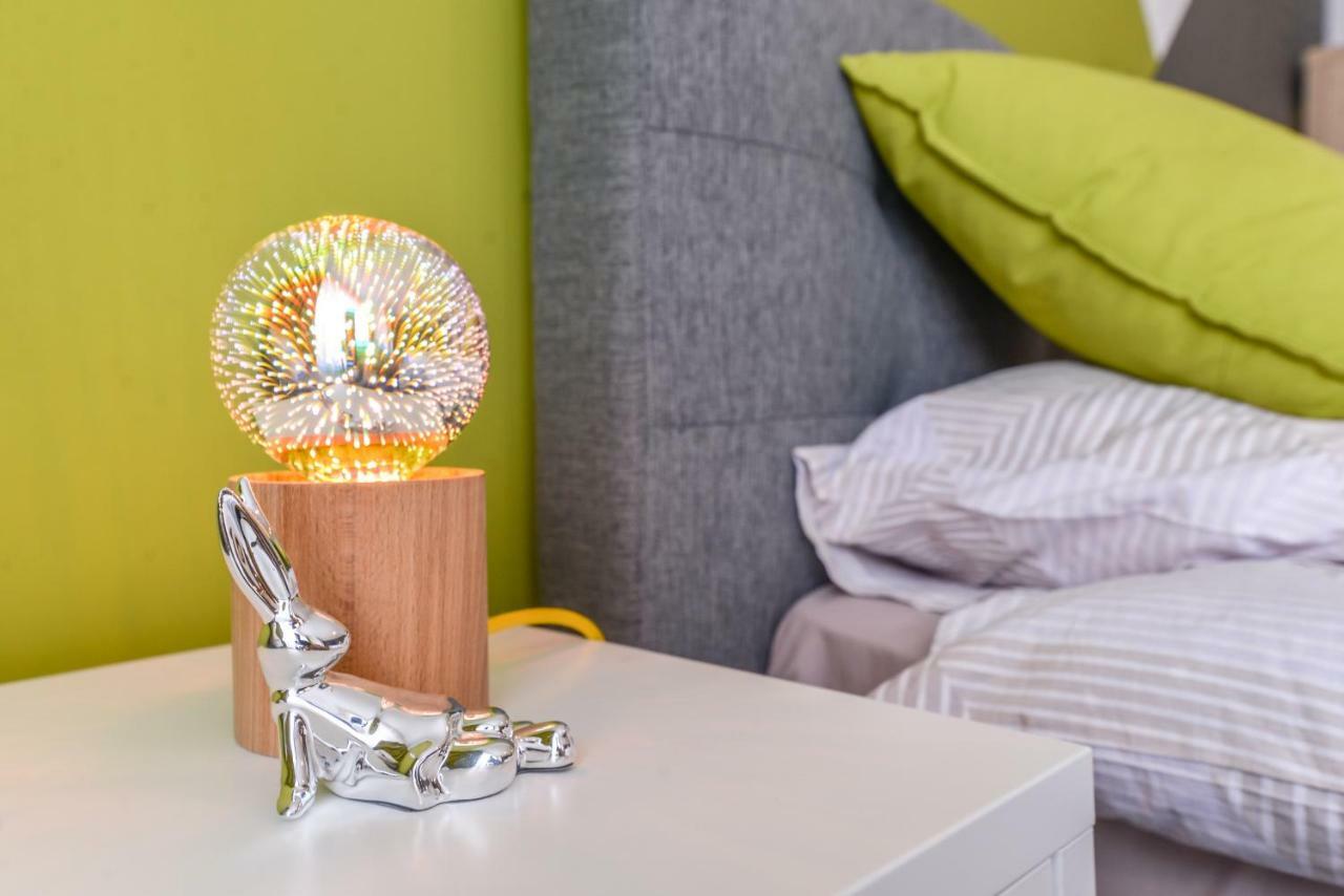 The Spot - Fully Equipped, Central, Modern Studio By Flat Mаnager Szófia Kültér fotó